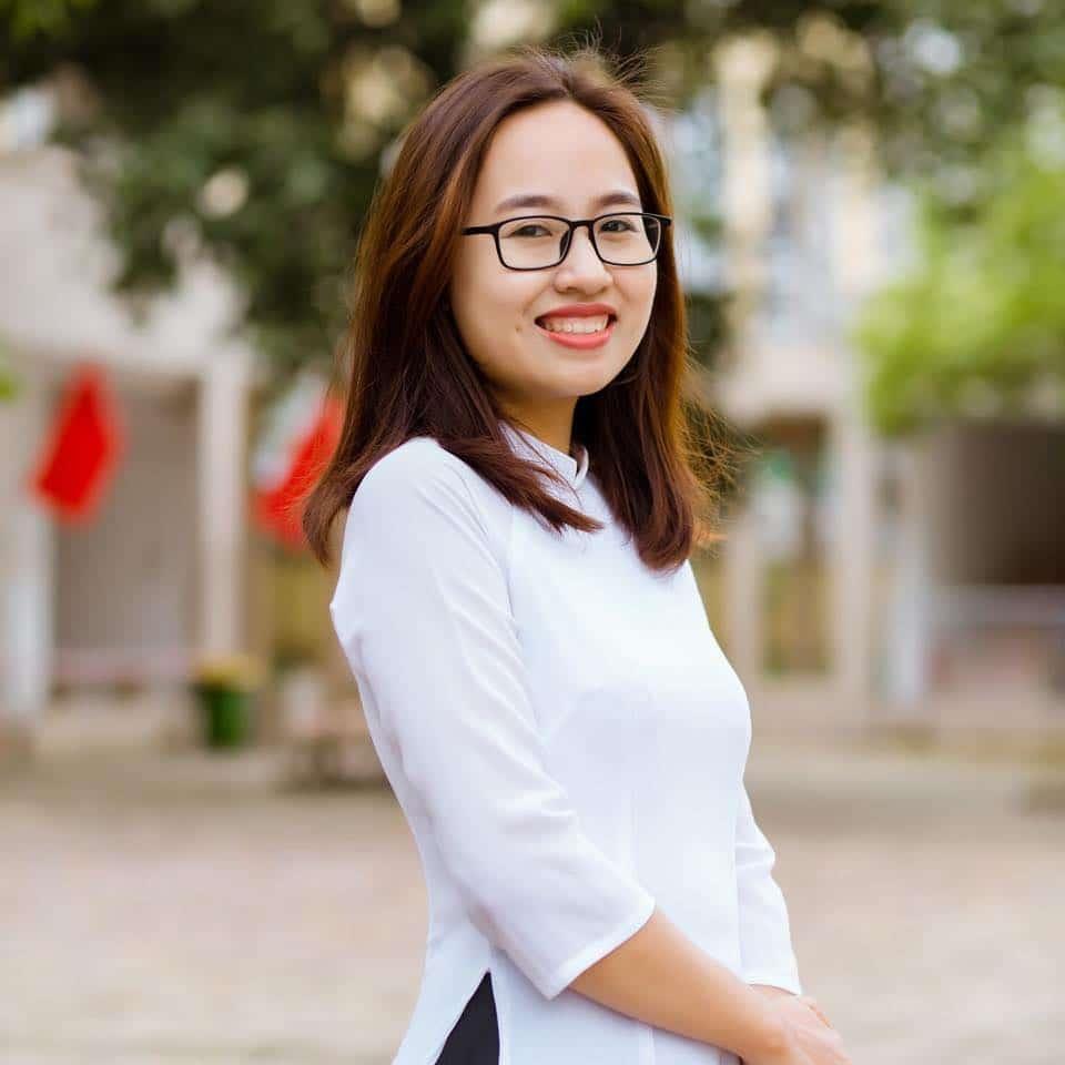 LUẬT SƯ PHẠM THU CHÀ | TRƯỞNG PHÒNG PHÁP LÝ
