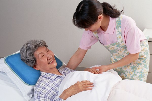 Tư vấn hưởng trợ cấp xã hội hàng tháng với người cao tuổi