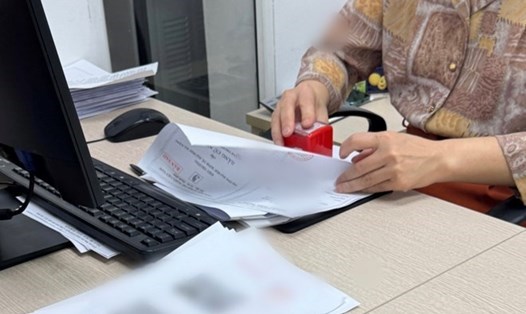 Công chứng viên có được công chứng giao dịch bất động sản ngoài phạm vi tỉnh nơi đặt trụ sở không?