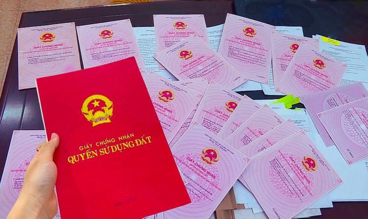 Người chết bao lâu phải sang tên sổ đỏ ?